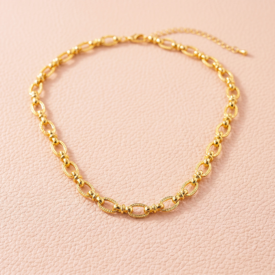 Textured Oval Link Chain Necklace | Luxe4572