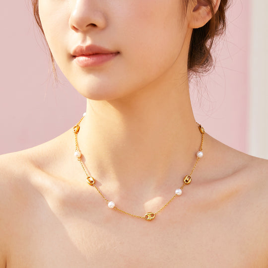 Pearl &amp; Gold Barrel Station Necklace | Luxe4577