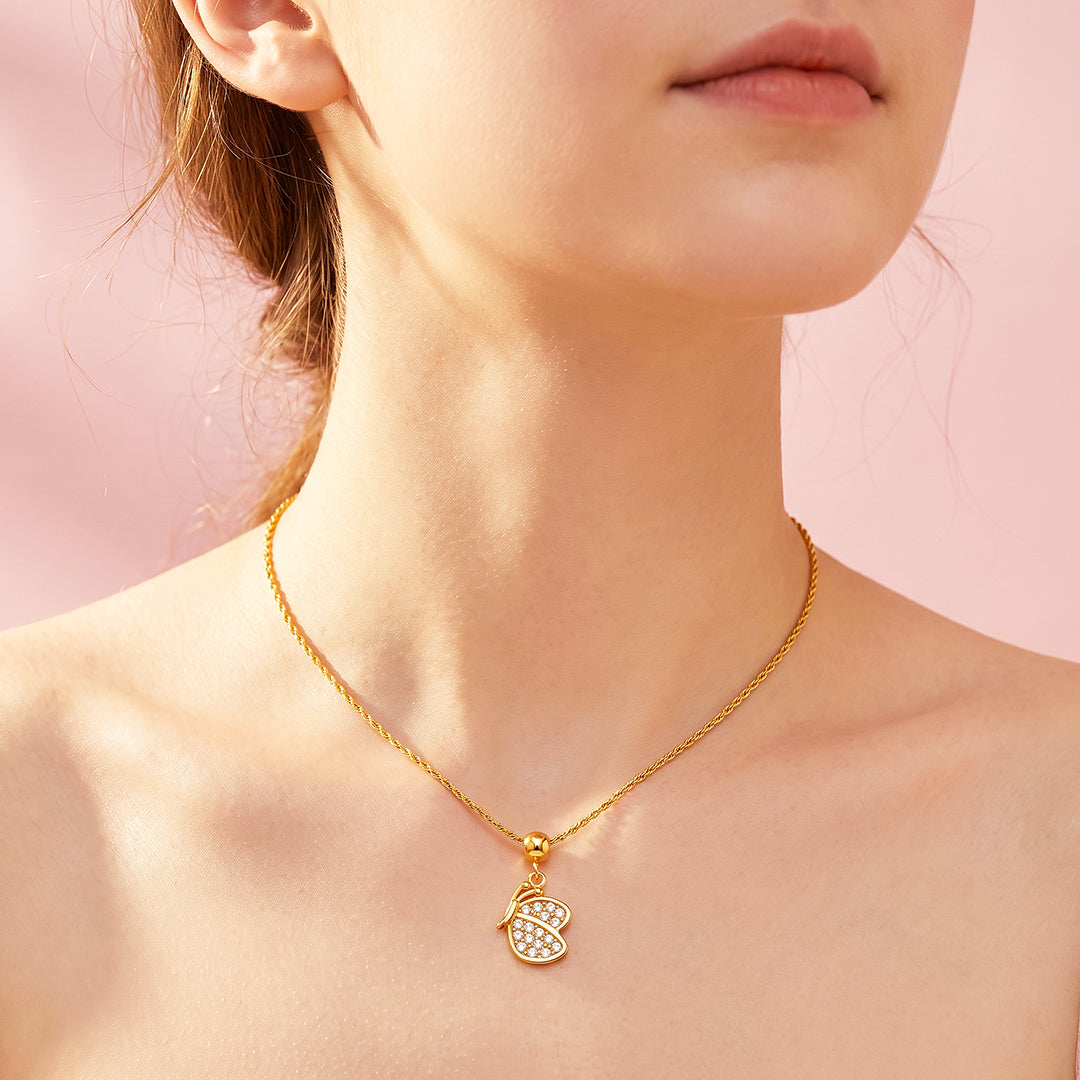 Pavé Butterfly Pendant Necklace | Luxe4578
