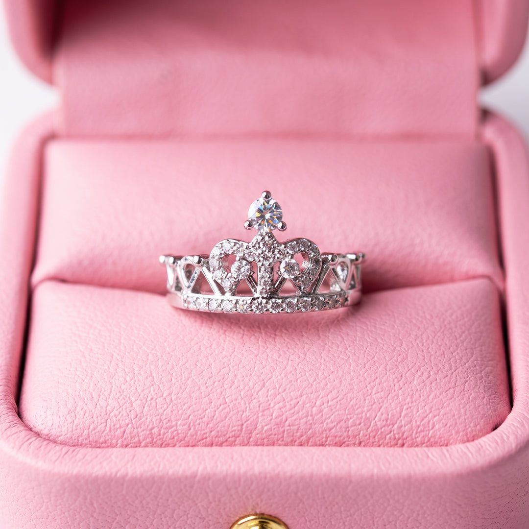 Pavé Crown Ring | Women&
