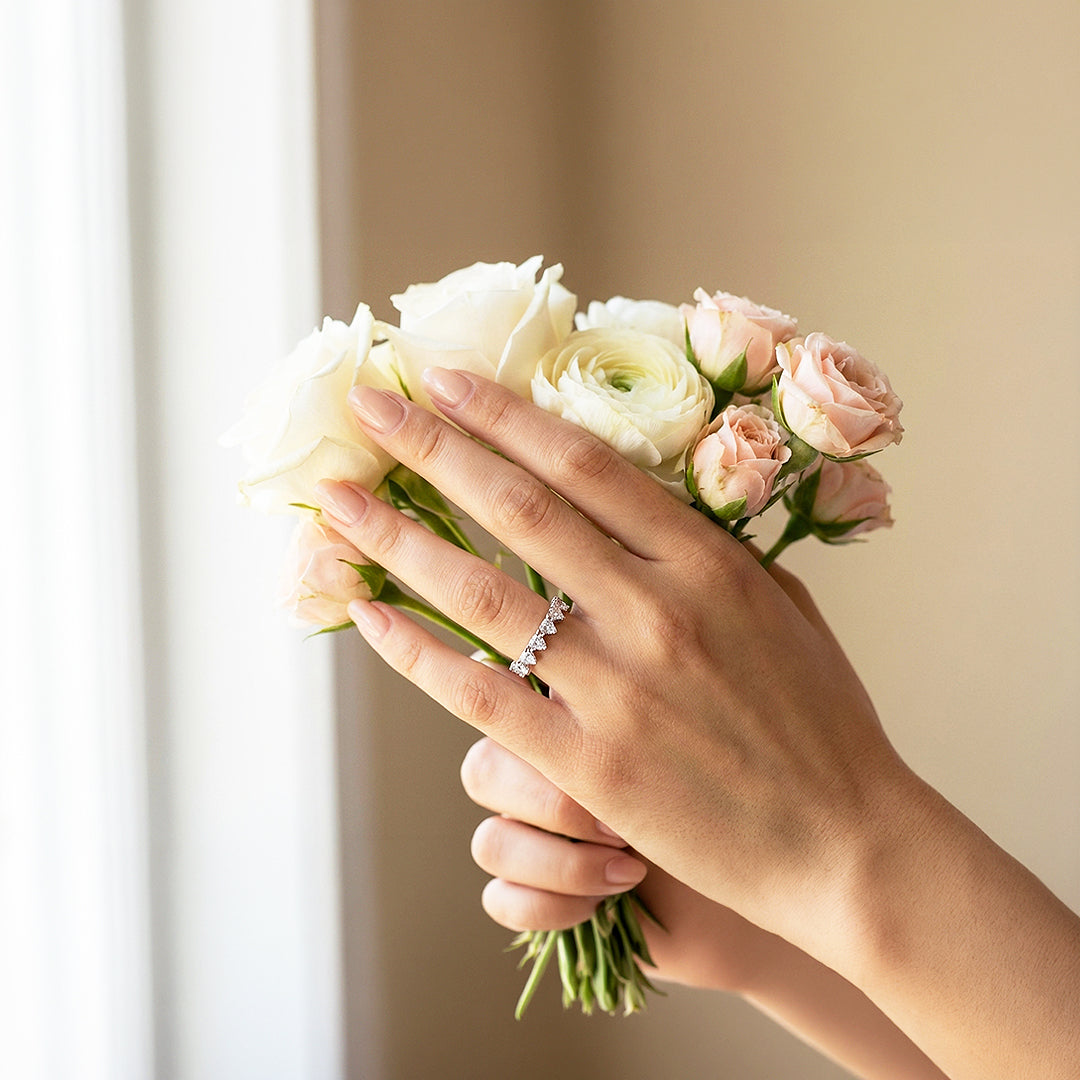 Eternity Band | Heart Cut | Diamond Simulant | White Gold Plating | Luxe5160