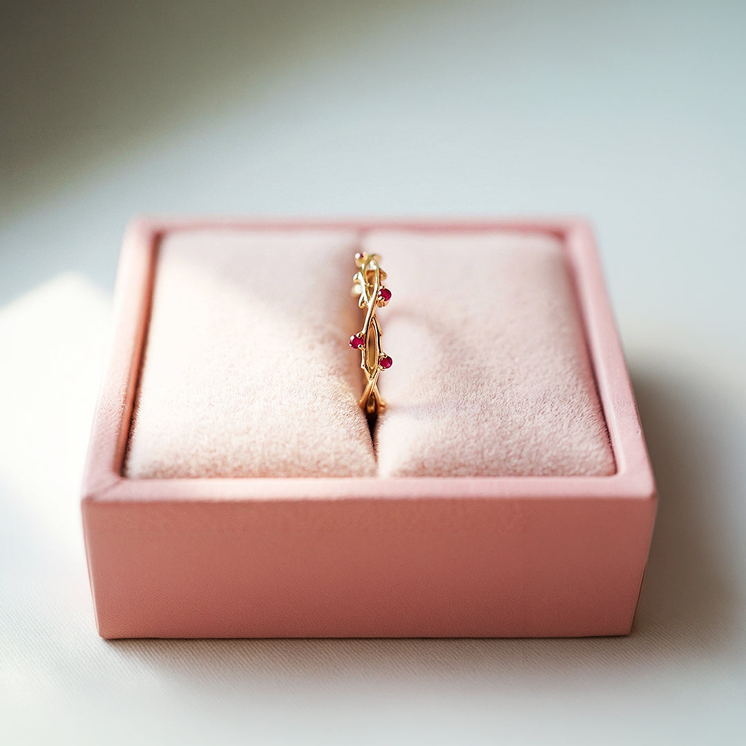 Minimalist Band | Vine & Bud Design | Diamond Simulant | Gold Plating | Luxe5162