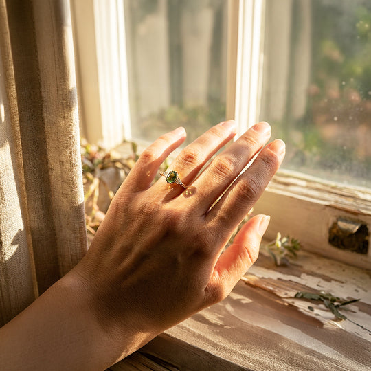 Solitaire Ring | Oval Cut | Peridot Diamond Simulant | Gold Plated | Luxe5178