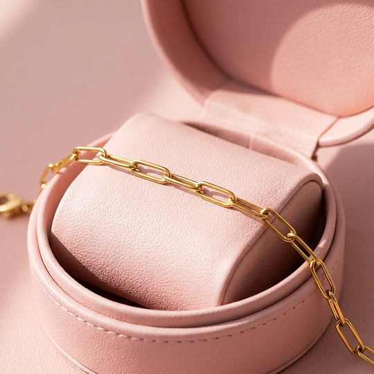 Paperclip Link Square Charm Bracelet | Luxe6127