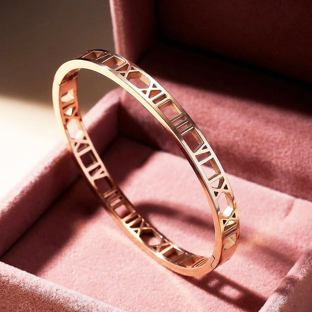 Roman Numeral Gold Bangle Bracelet | Luxe6262 - bangle | Singapore Jewellery, Wedding Rings & Gifts | Same Day Delivery | Tiara.com.sg