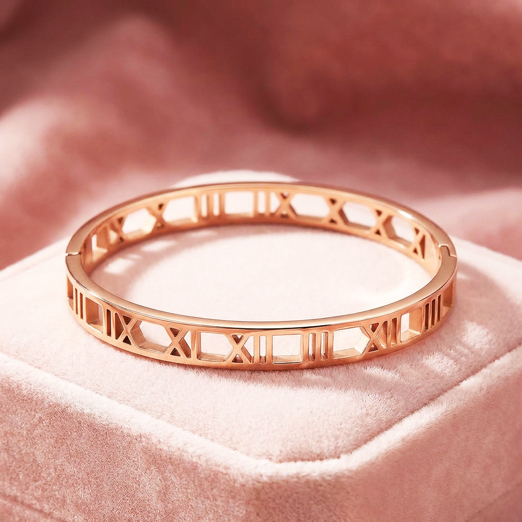 Roman Numeral Gold Bangle Bracelet | Luxe6262 - bangle | Singapore Jewellery, Wedding Rings &amp; Gifts | Same Day Delivery | Tiara.com.sg