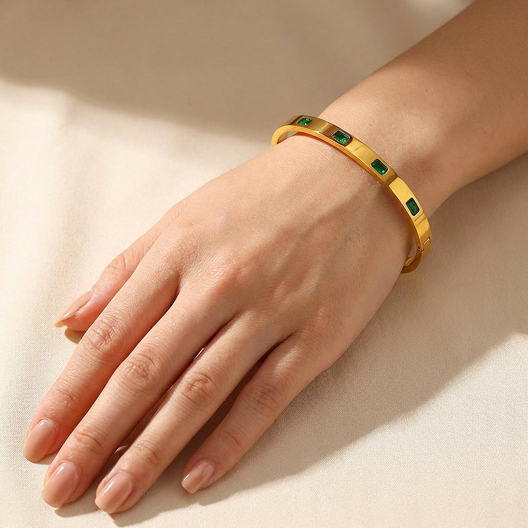 Emerald Baguette Gold Bangle | Luxe6283 - bangle | Singapore Jewellery, Wedding Rings &amp; Gifts | Same Day Delivery | Tiara.com.sg