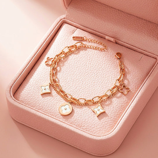 Quatrefoil Bracelet | Mother of Pearl Simulant | Gold | Luxe6358