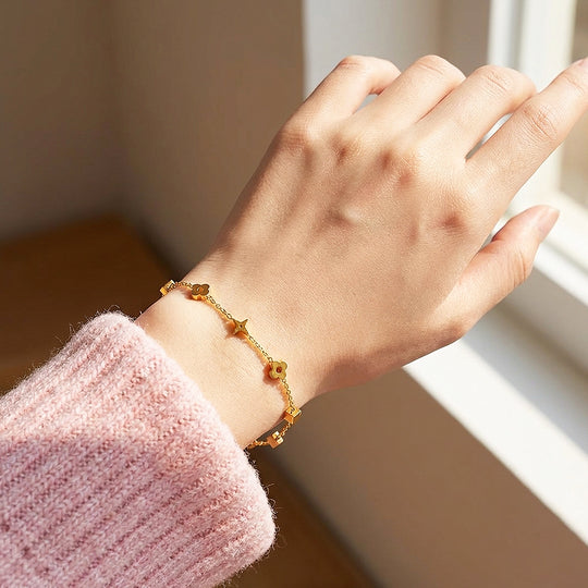 Dainty Motif Charm Bracelet | Luxe6362