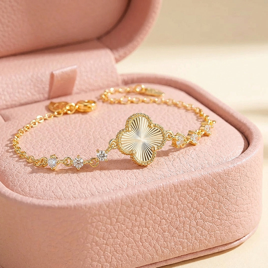 Sunburst Clover Gold Bracelet | Luxe6508
