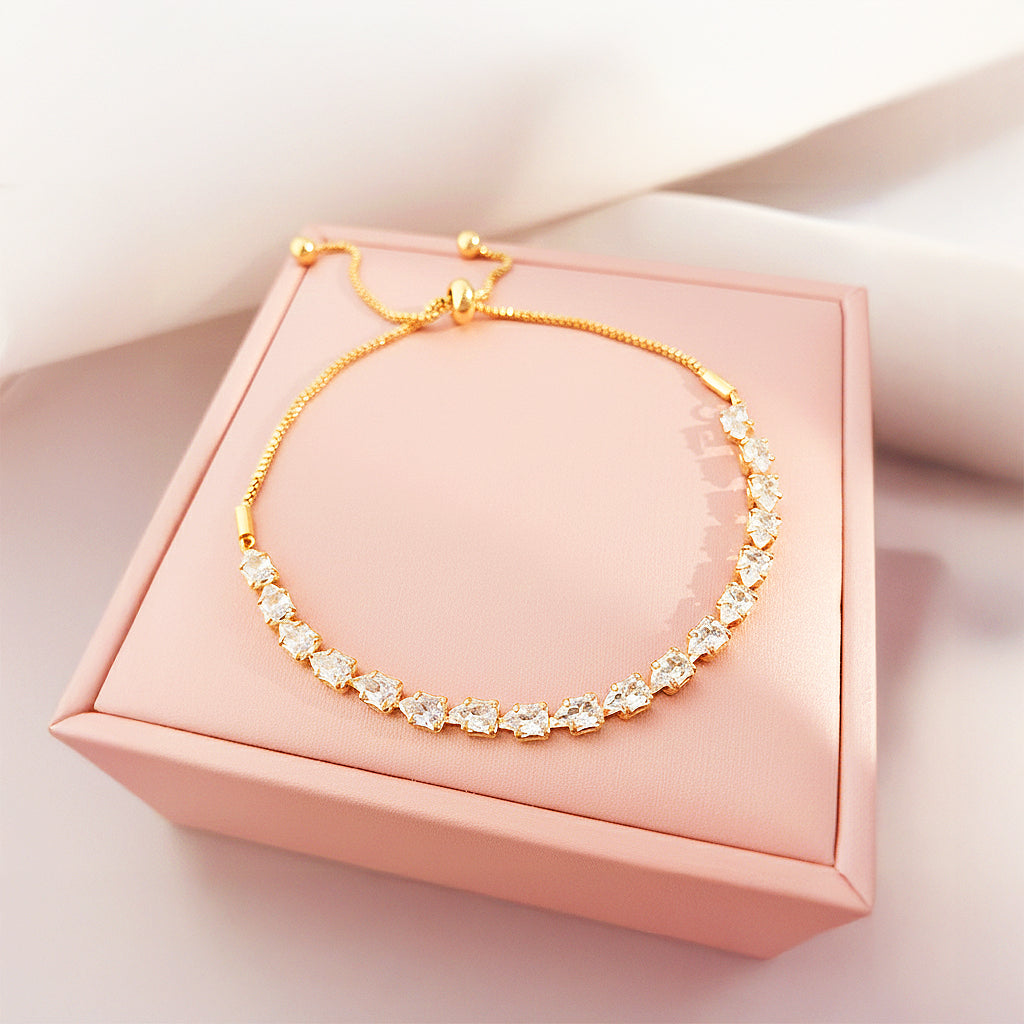 Teardrop Pear-Cut Tennis | 18K Gold & White Gold | Luxe6519 - Bracelet | Singapore Jewellery, Wedding Rings & Gifts | Same Day Delivery | Tiara.com.sg