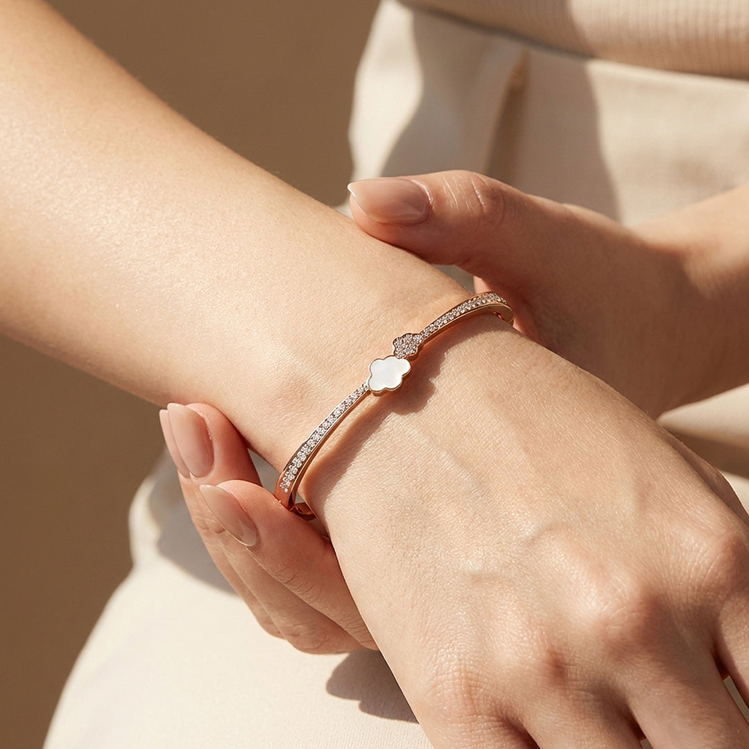 Clover Mother-of-Pearl Rose Gold Bangle Bracelet | Luxe6549 - bangle | Singapore Jewellery, Wedding Rings &amp; Gifts | Same Day Delivery | Tiara.com.sg
