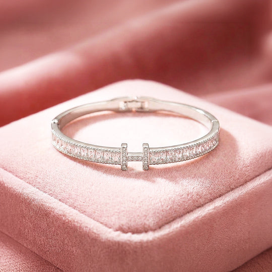 Baguette Channel H-Bar Bangle Bracelet | Luxe6551