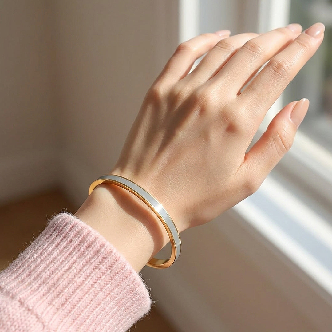 Enamel Inlay Gold Bangle | Luxe6555 - bangle | Singapore Jewellery, Wedding Rings &amp; Gifts | Same Day Delivery | Tiara.com.sg