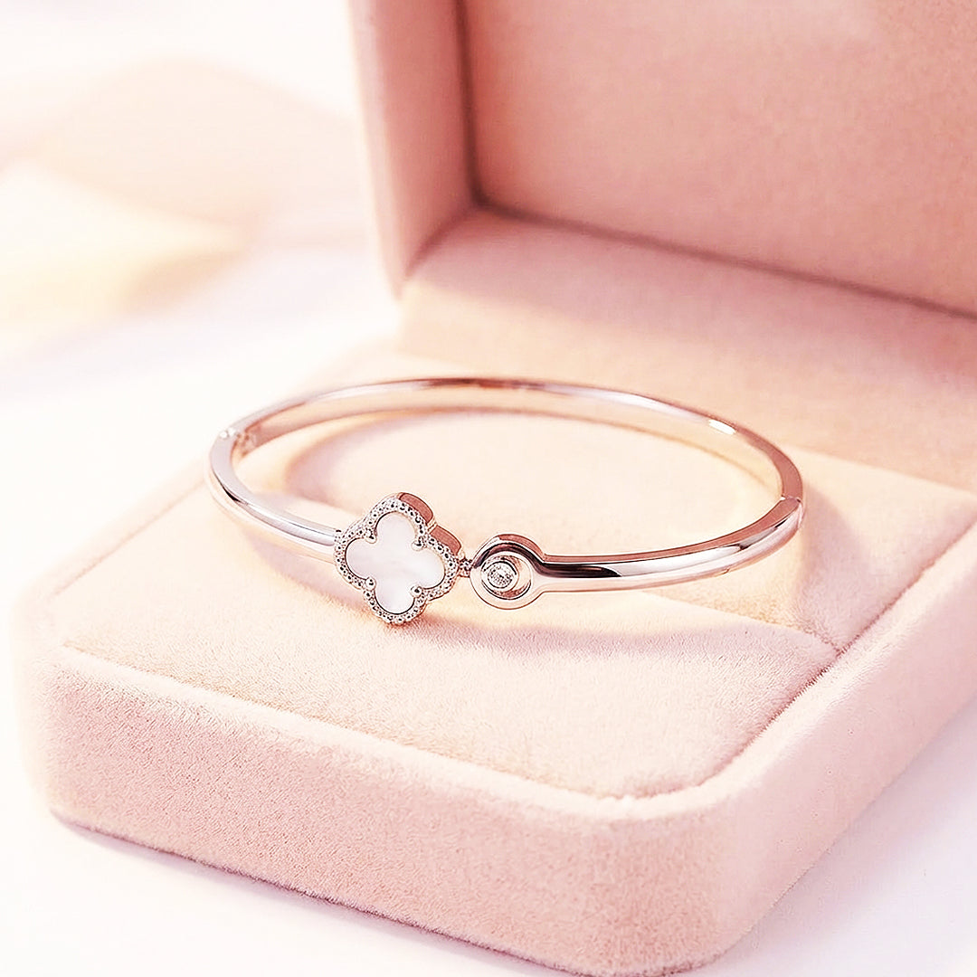 Clover Inlay Cuff | Luxe6556 - bangle | Singapore Jewellery, Wedding Rings &amp; Gifts | Same Day Delivery | Tiara.com.sg