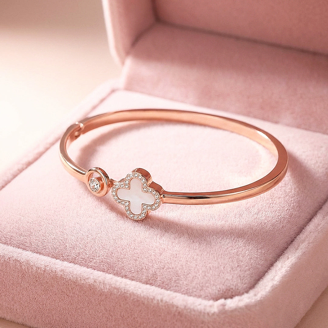 Clover Inlay Cuff | Luxe6556 - bangle | Singapore Jewellery, Wedding Rings &amp; Gifts | Same Day Delivery | Tiara.com.sg