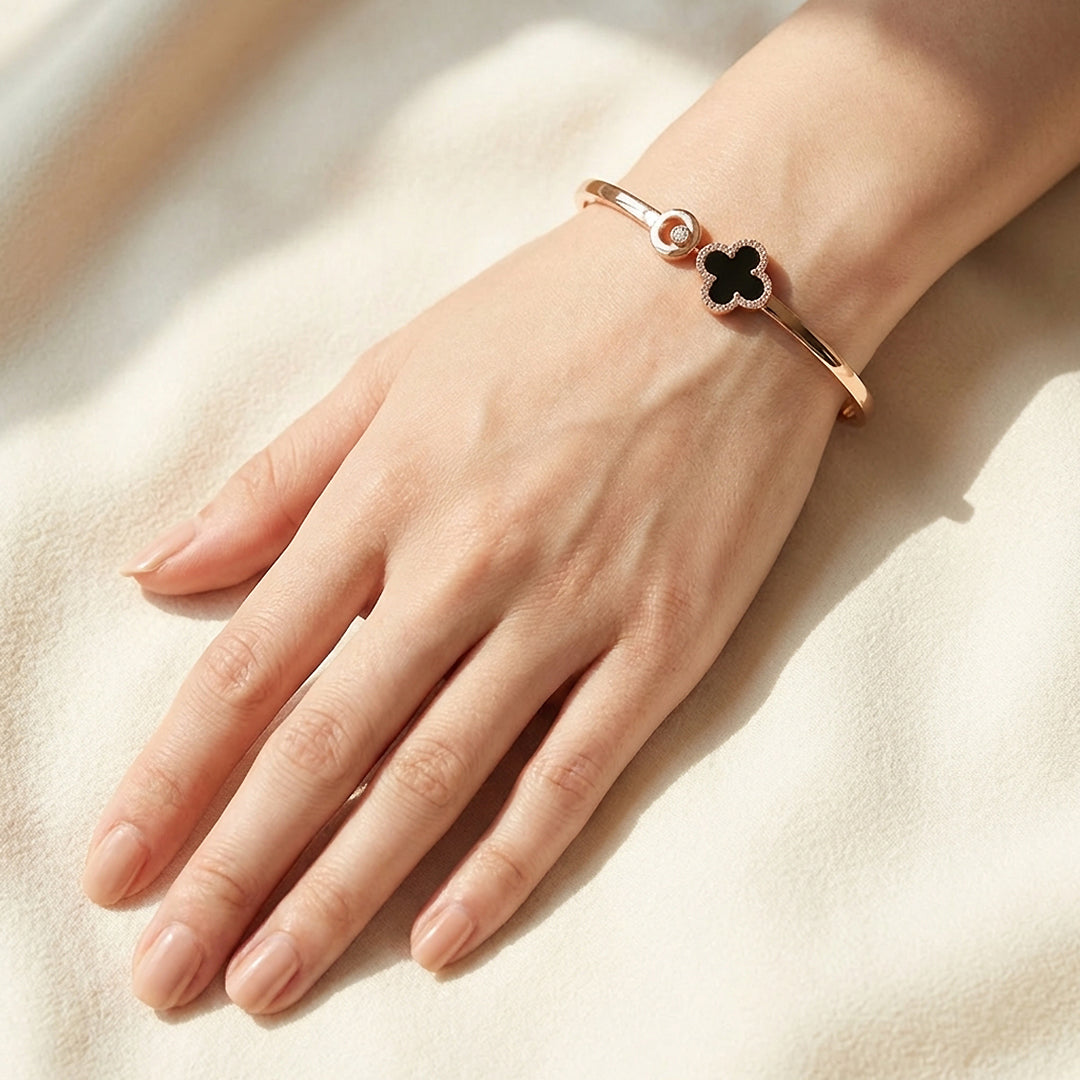 Clover Inlay Cuff | Luxe6556 - bangle | Singapore Jewellery, Wedding Rings &amp; Gifts | Same Day Delivery | Tiara.com.sg