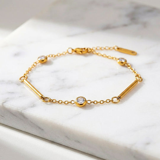 Minimalist Gold Bar &amp; Station Chain Bracelet | Luxe6571