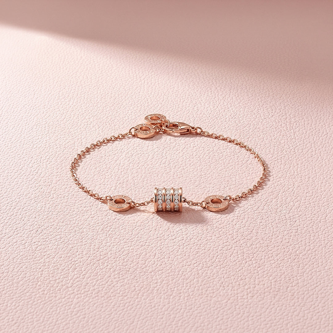 Pavé Barrel Roman Numeral Chain Bracelet | Luxe6589