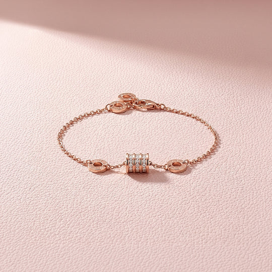 Pavé Barrel Roman Numeral Chain Bracelet | Luxe6589