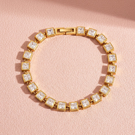 Princess-Cut Bezel Tennis Bracelet | Diamond Simulant | Luxe6637