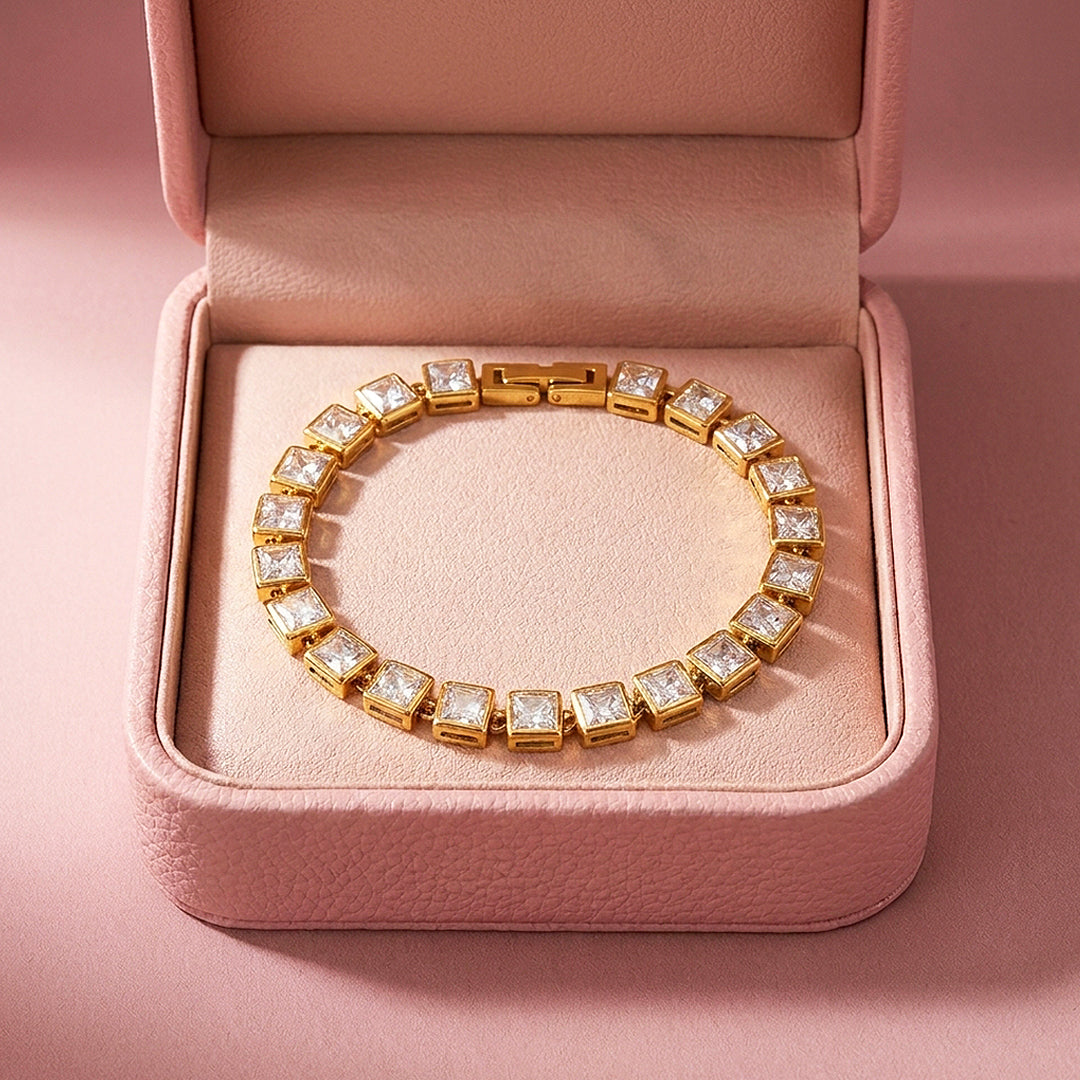 Princess-Cut Bezel Tennis Bracelet | Diamond Simulant | Luxe6637