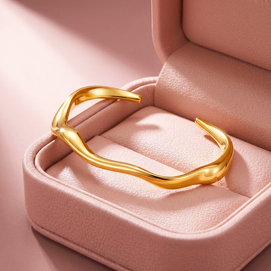Fluid Wave Gold Cuff Bangle | Luxe6664