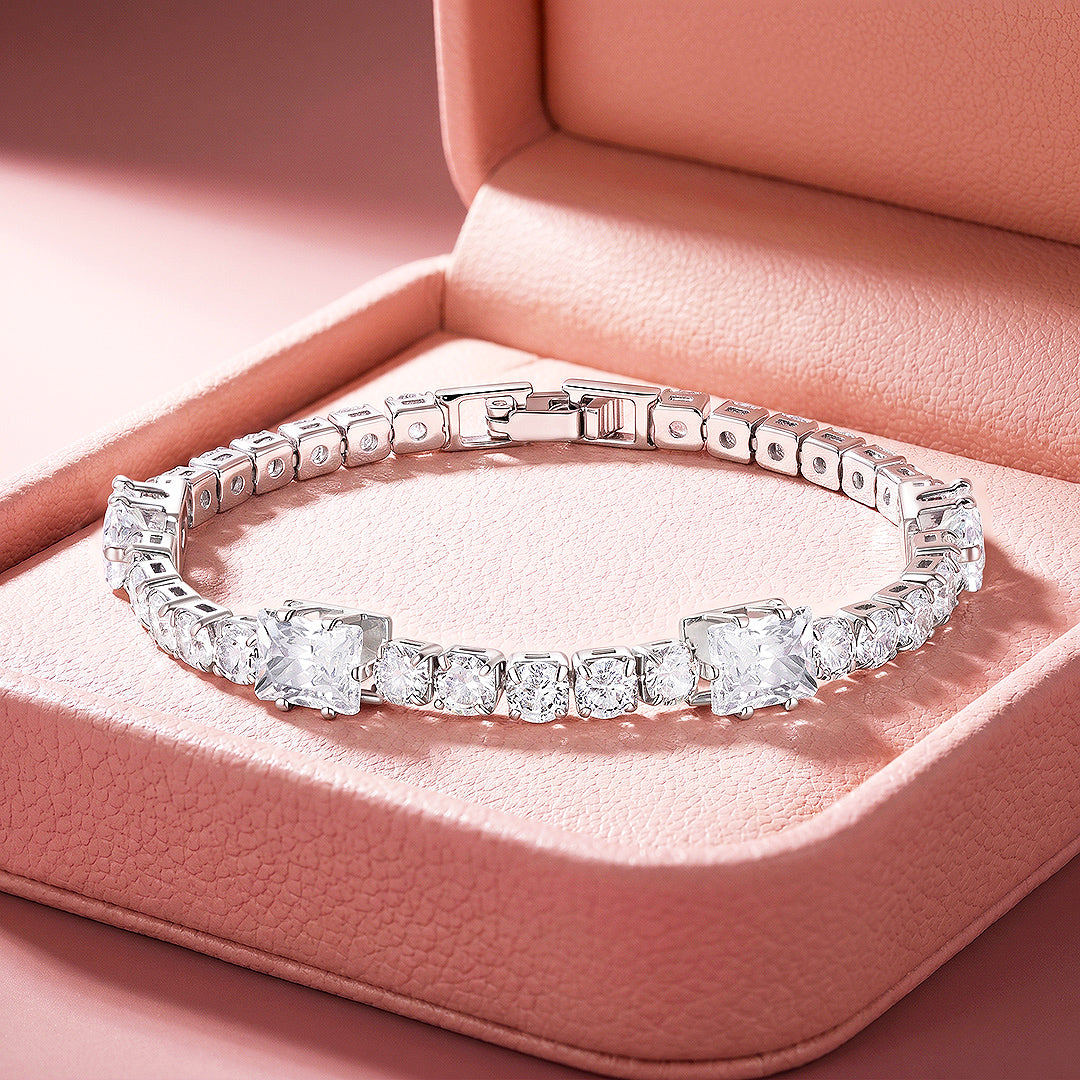 Alternating Princess &amp; Round Tennis Bracelet | White Diamond Simulant | Luxe6671