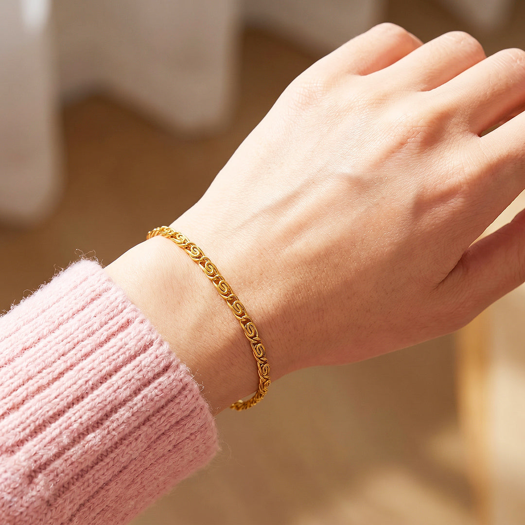 Scroll Link Chain Bracelet | Luxe6706