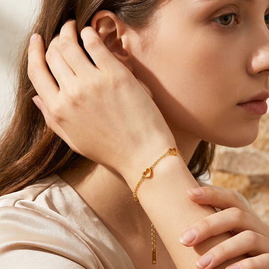 Open Mini Hearts Chain Bracelet | Luxe6710