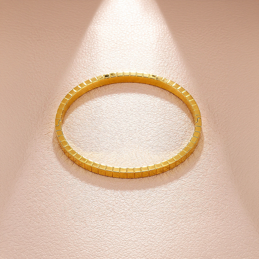 Structured Grooved Stackable Bangle | Women&
