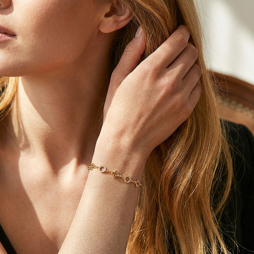 Clover Cross and Pavé Ring Chain Bracelet | Women's Bracelet | Luxe6764
