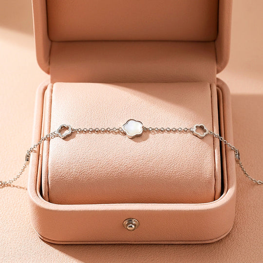 Mother of Pearl Clover Chain Bracelet | Women&