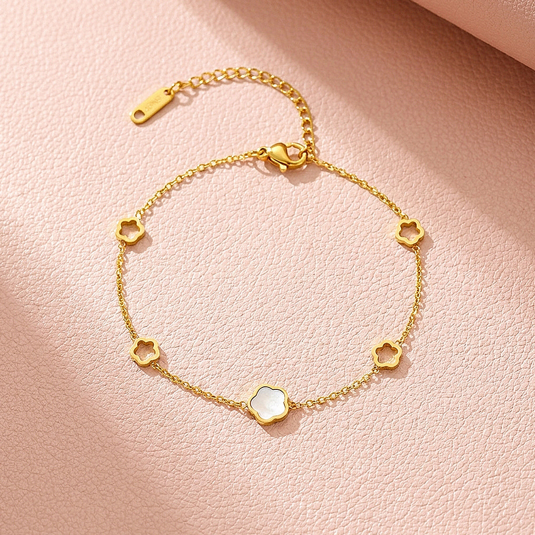 Mother of Pearl Clover Chain Bracelet | Women&