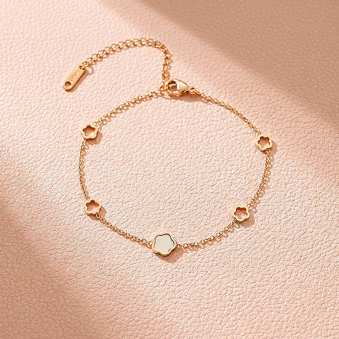 Mother of Pearl Clover Chain Bracelet | Women&