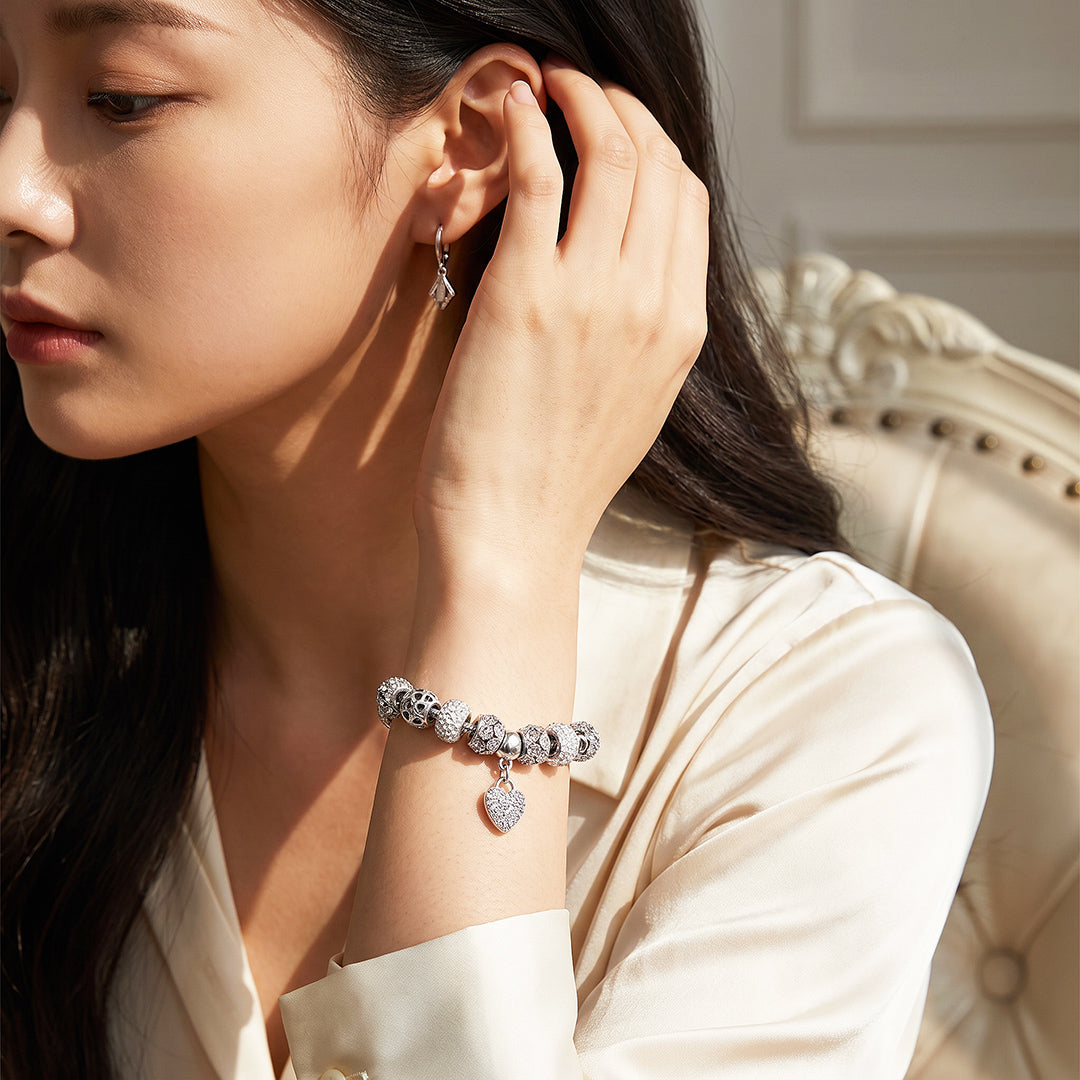 All-White Pavé Heart Charm Bracelet | Luxe6785
