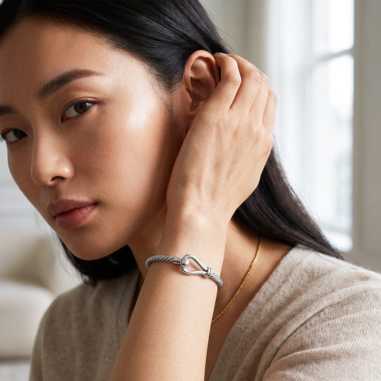 Twisted Cable Hook Bangle | Women&