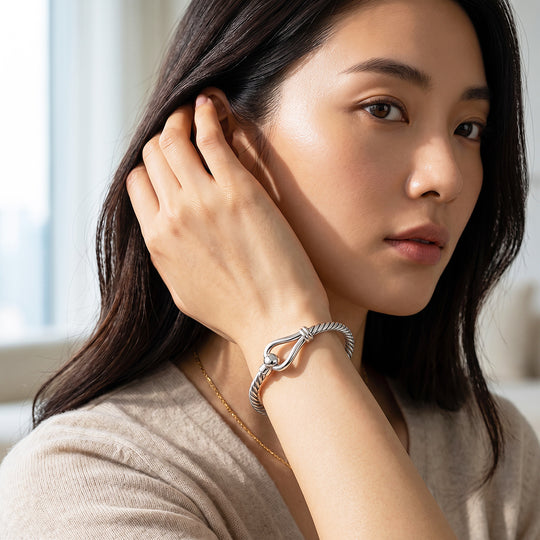 Twisted Cable Hook Bangle | Women&