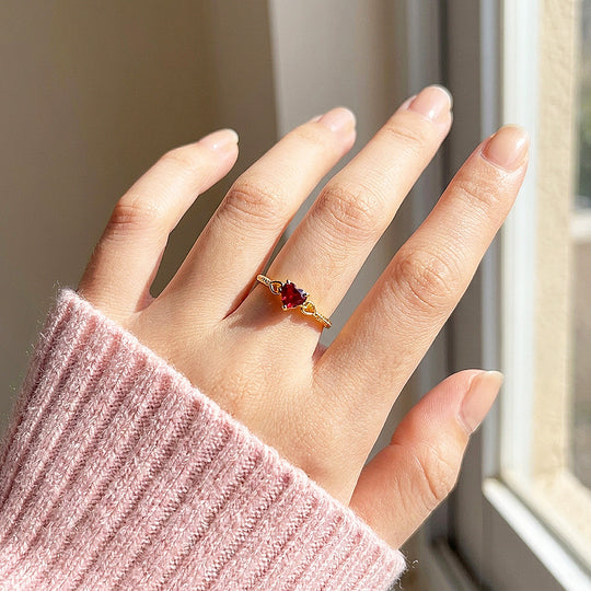 Red Heart Solitaire Band | Women&