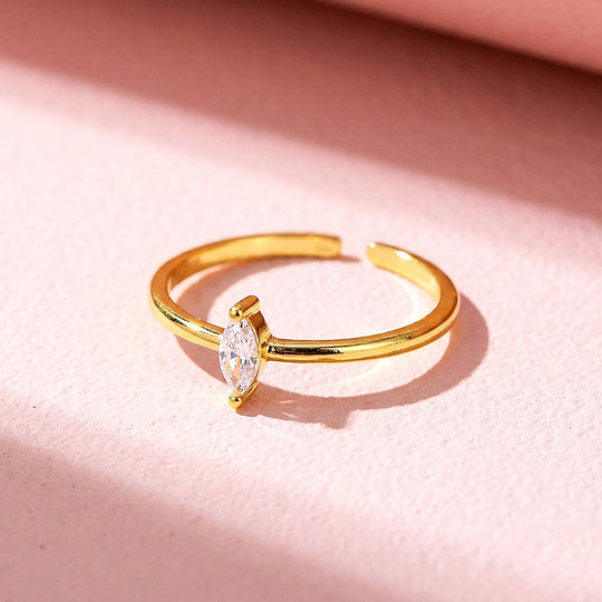 Marquise Solitaire Minimalist Band | Women&