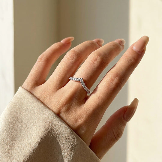 Chevron Pavé Band | Women&