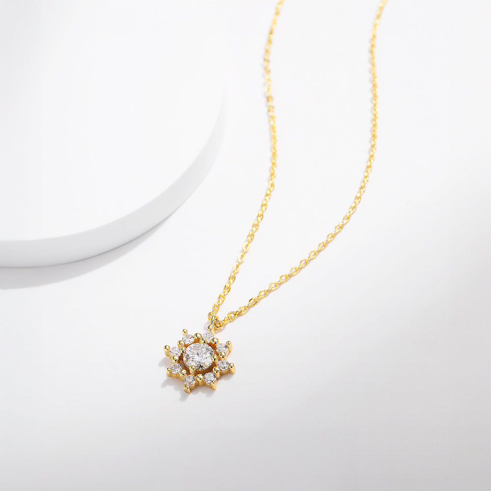 Prm2006: The Moissanite Golden Starburst Necklace