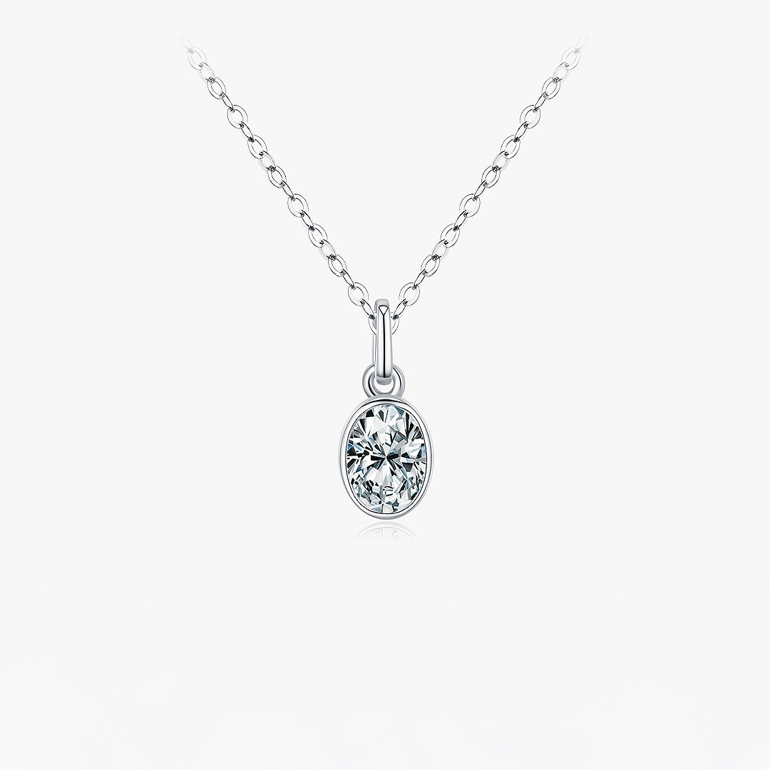 Prm2014: The Moissanite Oval Bezel Necklace