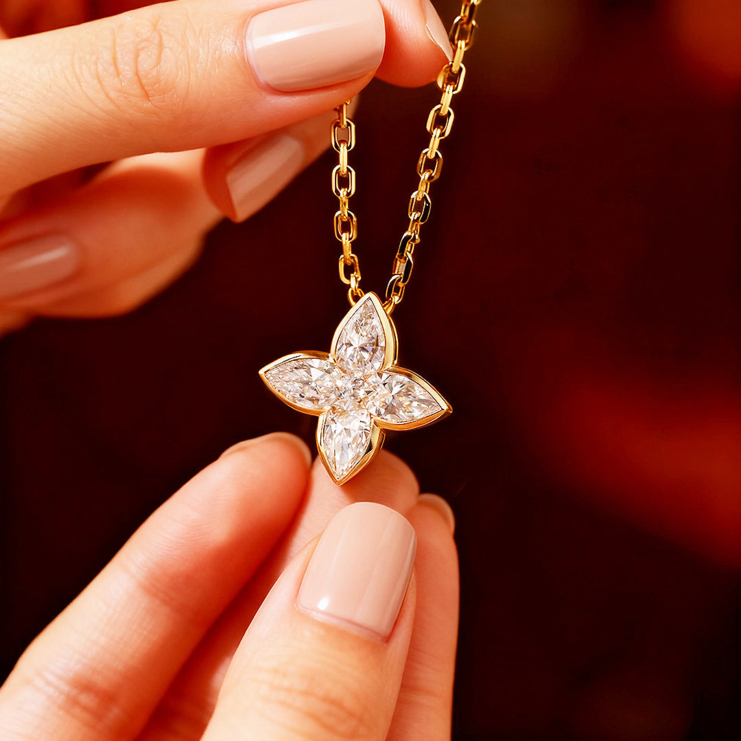 Prm2015 – Luxe Fleur Pendant