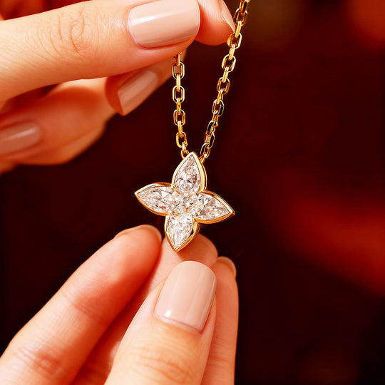 Prm2015 – Luxe Fleur Pendant