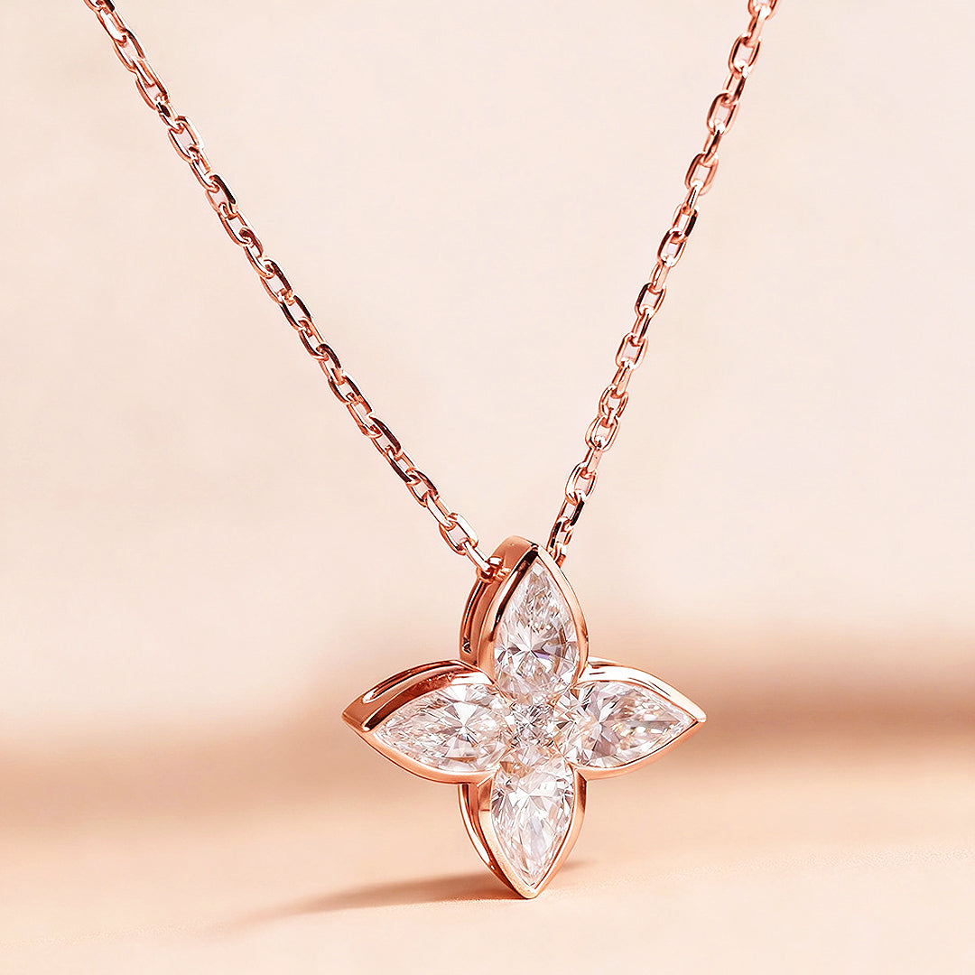 Prm2015 – Luxe Fleur Pendant