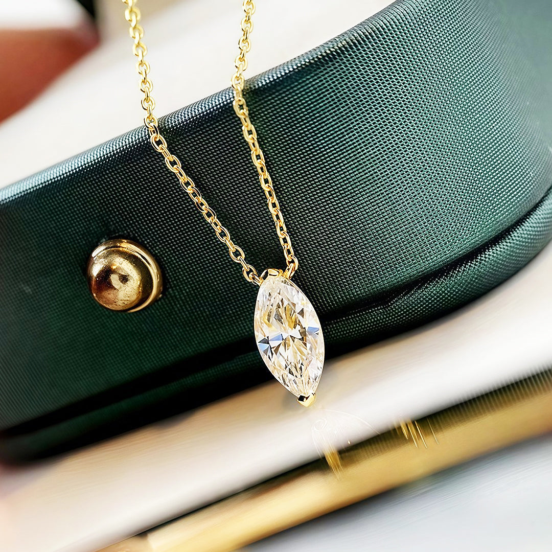Prm2016 – The Marquise Radiance Necklace