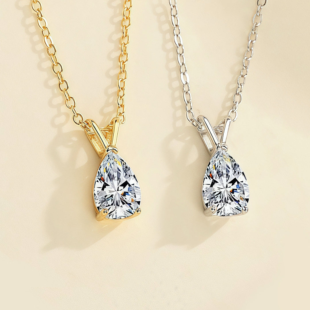 Prm2017 – The Teardrop Lumière Necklace