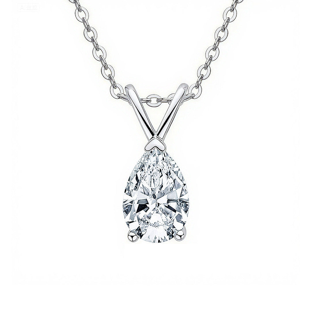 Prm2017 – The Teardrop Lumière Necklace