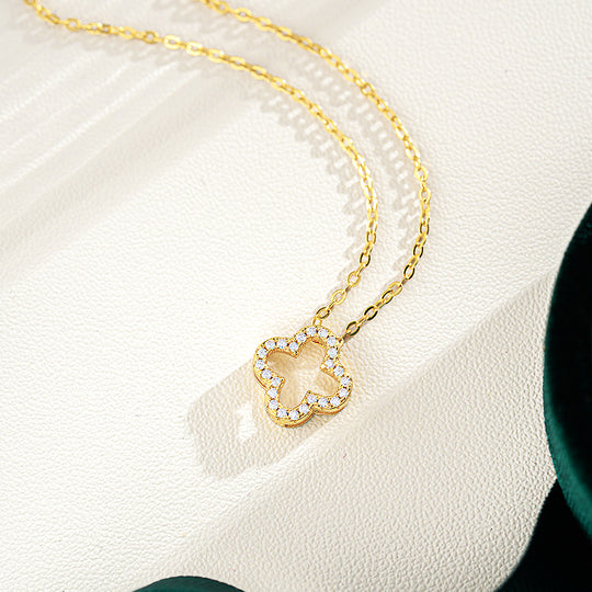 Prm2021 – The Lumière Clover Necklace